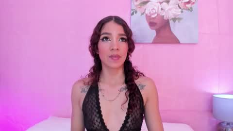 evelyn__rose1 online show from March 25, 6:14 pm