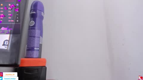 LAURA SOFIA  INDEPENDENT MODEL FOLLOW ME NOW ALMOST 10000 FOLLOWERS online show from November 11, 4:20 pm