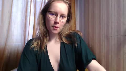 EvelynSunset online show from March 2, 1:27 pm
