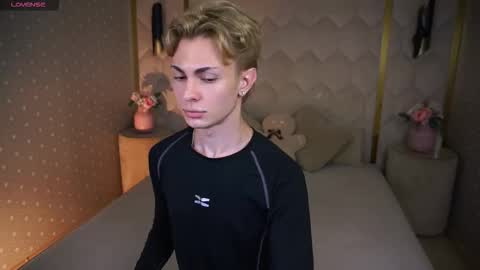 Even online show from November 30, 8:27 pm