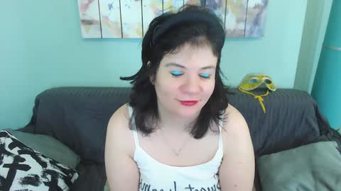 Everly online show from February 5, 4:14 pm