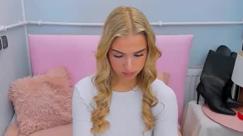 Snapshot of evettegold chatting on September 26, 4:15 pm Eve online show from September 26, 4:15 pm