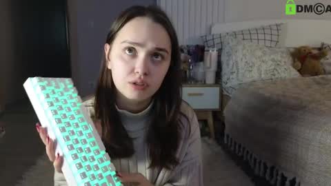evi_woow online show from February 21, 9:32 pm