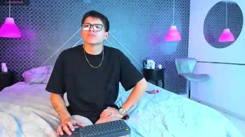 Evie  Denm online show from February 20, 6:19 am