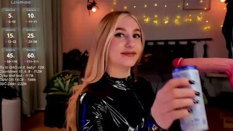 evit_dirty_mind_ online show from February 26, 12:41 pm