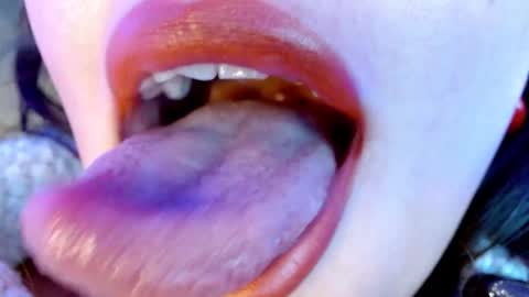 Evoleth online show from January 17, 9:17 am