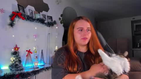 EVY online show from January 9, 2:28 am