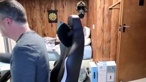 exibe1219 online show from February 7, 9:58 am