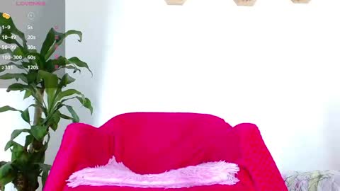 Snapshot of exotiic_sara chatting on September 17, 8:45 pm SARA online show from September 17, 8:45 pm