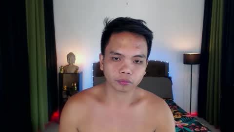 Snapshot of extraservice69menx chatting on October 6, 6:53 am JOHNDAVE online show from October 6, 6:53 am