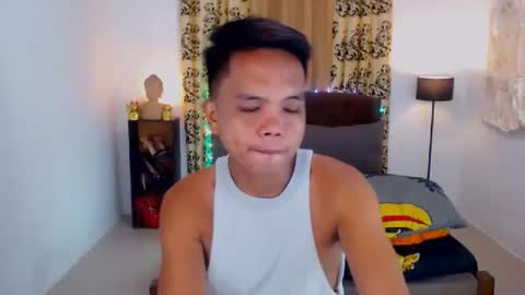 Snapshot of extraservice69menx chatting on September 17, 3:15 pm JOHNDAVE online show from September 17, 3:15 pm