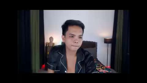 Snapshot of extraservice69menx chatting on October 8, 9:15 am JOHNDAVE online show from October 8, 9:15 am