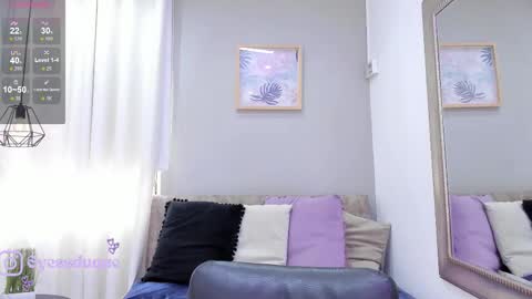      online show from December 1, 7:34 pm