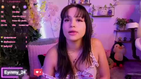 eymmy_24 online show from April 21, 2:51 am