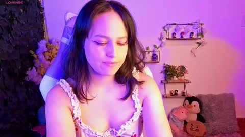 eymmy_24 online show from February 19, 8:57 am