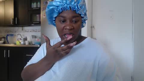 eyshaexotii online show from November 13, 1:58 pm