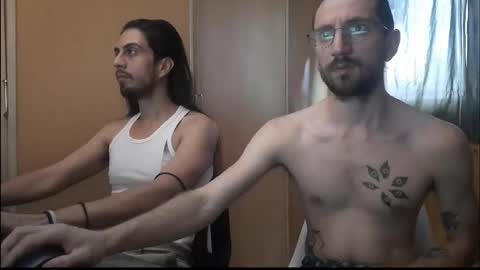 ezeandpe online show from March 28, 9:49 pm