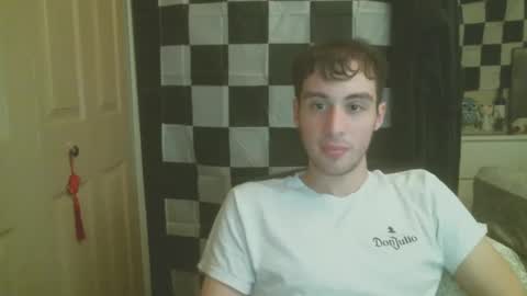 Ezra Naamah online show from March 6, 1:27 am