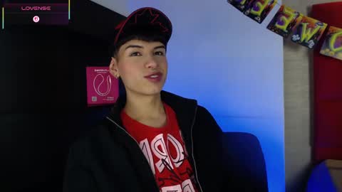 Snapshot of ezra_storm chatting on October 13, 5:09 am Juan online show from October 13, 5:09 am