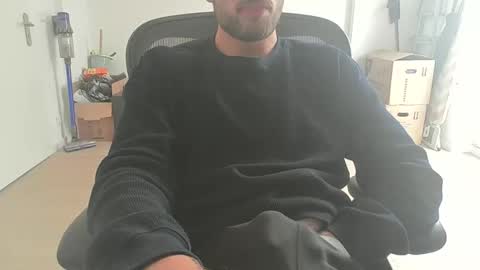 Snapshot of fabian_196 chatting on September 26, 10:56 am Call me bitch online show from September 26, 10:56 am