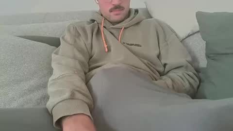 Snapshot of fabian_196 chatting on September 28, 8:56 am Call me bitch online show from September 28, 8:56 am