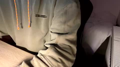 Snapshot of fabian_196 chatting on January 5, 4:48 pm Call me bitch online show from January 5, 4:48 pm