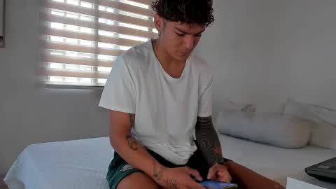 Snapshot of fabrizio_amery chatting on December 27, 2:54 pm - A N D E R online show from December 27, 2:54 pm