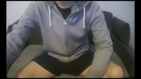 FacelessEscape online show from February 3, 12:09 pm