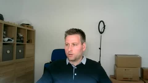 faer_087 online show from April 13, 2:32 pm