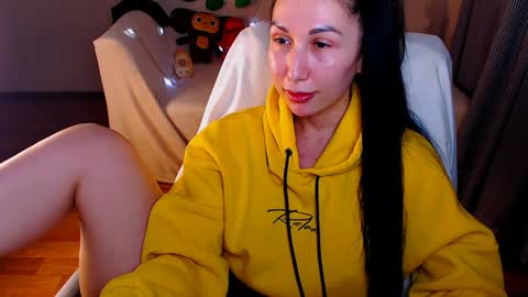 Snapshot of fairy_elli_hot chatting on January 30, 3:19 pm Elli online show from January 30, 3:19 pm