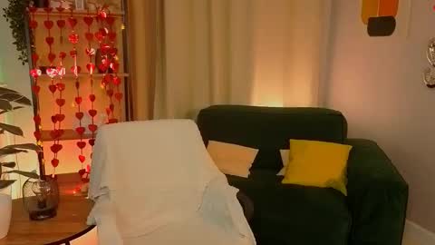 Tara online show from February 22, 9:28 pm