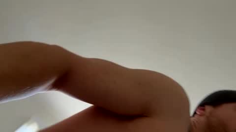 Travis online show from December 10, 7:54 pm