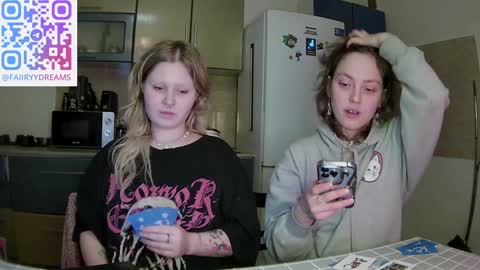 Snapshot of fairydreams_ chatting on February 1, 11:37 pm Arisha online show from February 1, 11:37 pm