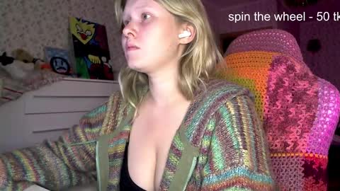 Snapshot of fairydreams_ chatting on September 25, 7:54 pm Arisha online show from September 25, 7:54 pm