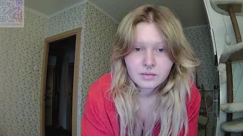 Snapshot of fairydreams_ chatting on February 4, 2:21 pm Arisha online show from February 4, 2:21 pm