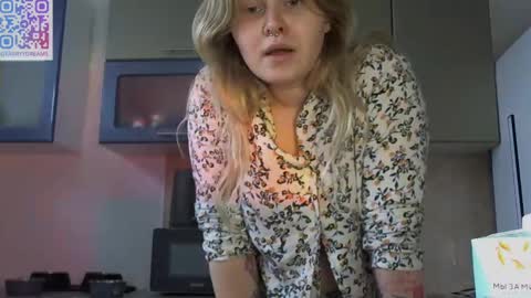 Snapshot of fairydreams_ chatting on March 5, 1:39 pm Arisha online show from March 5, 1:39 pm