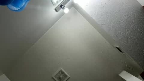 Lilly online show from November 26, 3:26 am