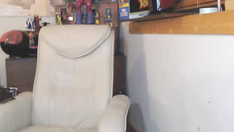 Fan Friction online show from March 7, 4:34 am