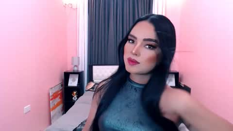 ITYS ME MONA online show from February 25, 10:08 am