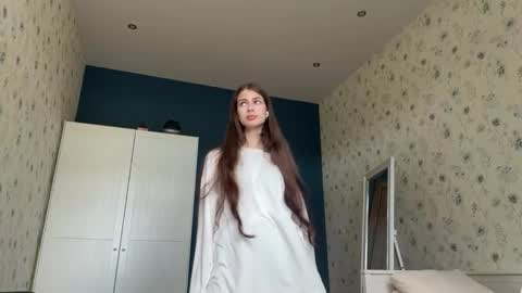 Snapshot of farahgramm chatting on October 27, 9:53 am Luna online show from October 27, 9:53 am