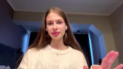 Snapshot of farahgramm chatting on October 24, 7:09 am Luna online show from October 24, 7:09 am