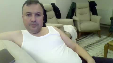 faryali44 online show from April 19, 8:44 pm