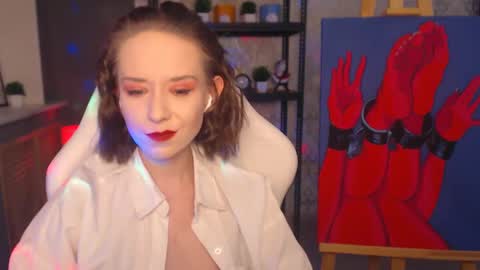 Fascinating   Eyes online show from January 19, 2:25 am