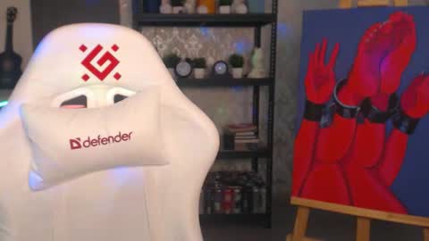 Fascinating   Eyes online show from October 6, 10:27 pm