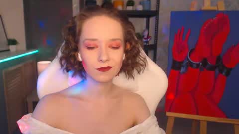 Fascinating   Eyes online show from December 22, 6:48 pm