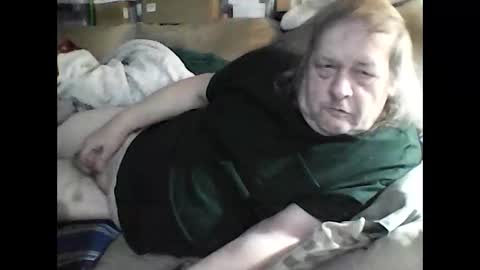 Snapshot of fasteddysex chatting on February 27, 10:11 am HoneyCumJuice4U online show from February 27, 10:11 am