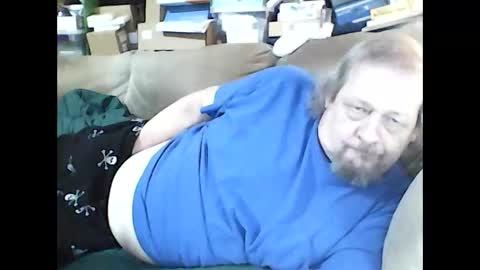 Snapshot of fasteddysex chatting on October 13, 6:10 pm HoneyCumJuice4U online show from October 13, 6:10 pm