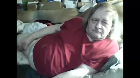 Snapshot of fasteddysex chatting on March 2, 12:31 am HoneyCumJuice4U online show from March 2, 12:31 am