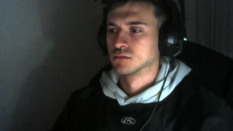 Snapshot of fatthickdickboy chatting on December 7, 12:46 am ThickDickTeen online show from December 7, 12:46 am