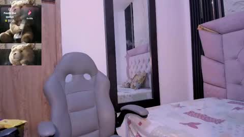 Snapshot of faver_1 chatting on September 20, 2:31 pm Faver online show from September 20, 2:31 pm